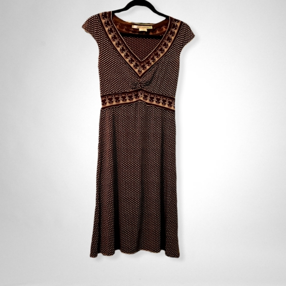 Max Studio Knee Length Summer Dress with V-Neck & Empire Waist-XS - Picture 1 of 5